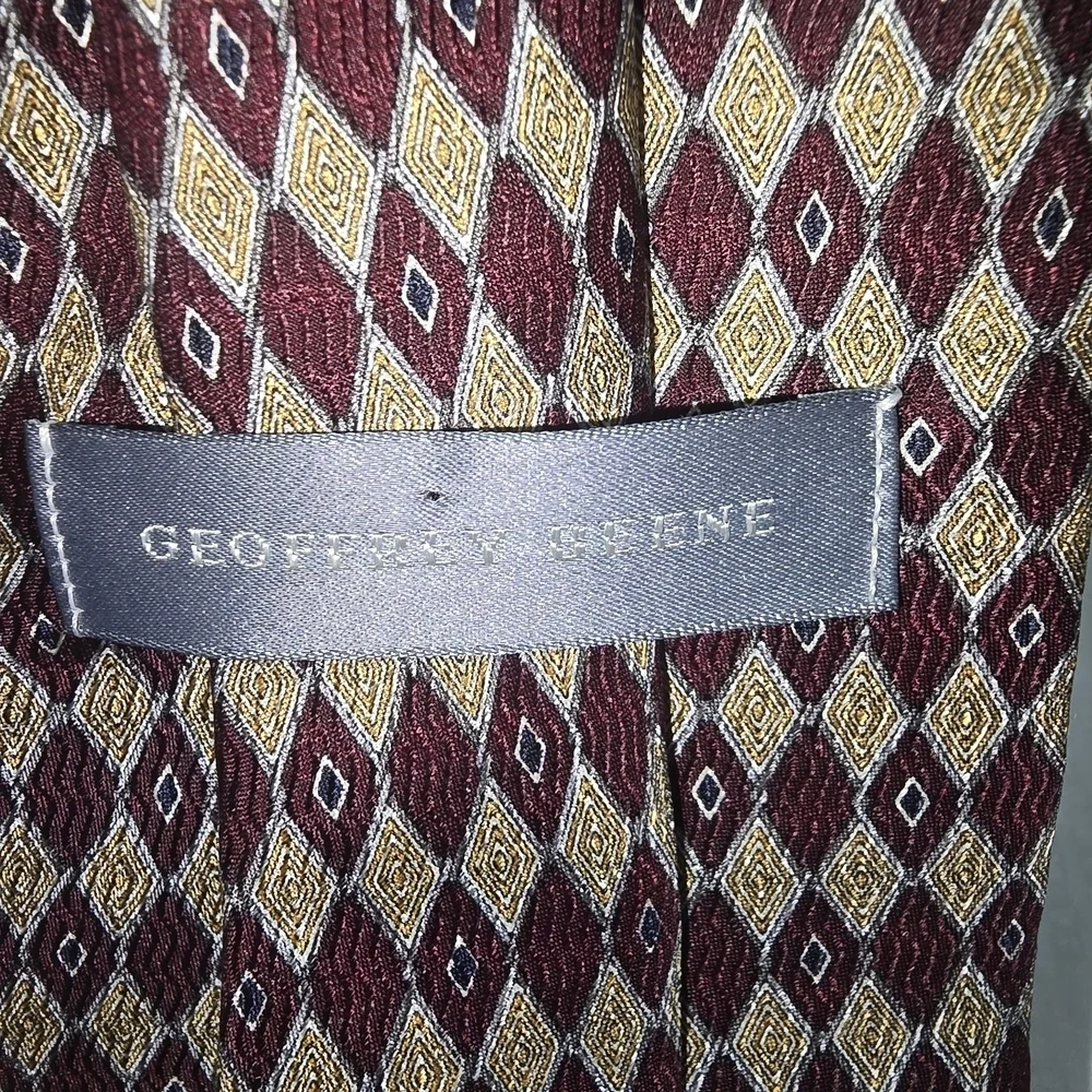 Geoffrey Beene Maroon and Cream Diamond Patterned, Silk